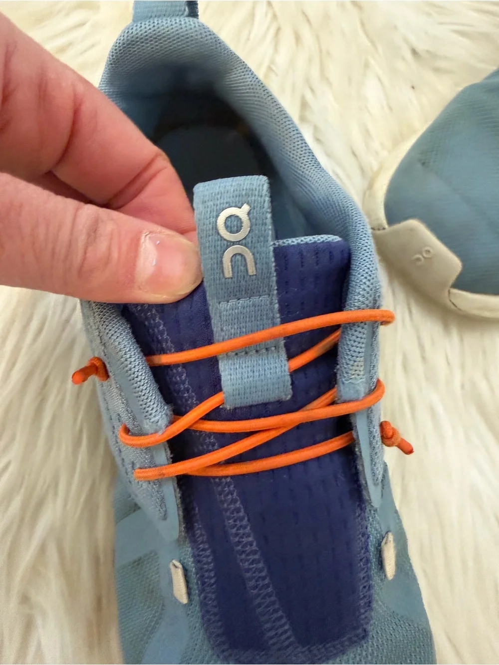 On Running Boys Sky Running Sneaker in Light Blue with Orange Laces Size 6.5